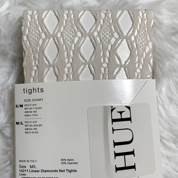Hue Linear Diamonds Net Tights in Linen - Picture 5 of 8